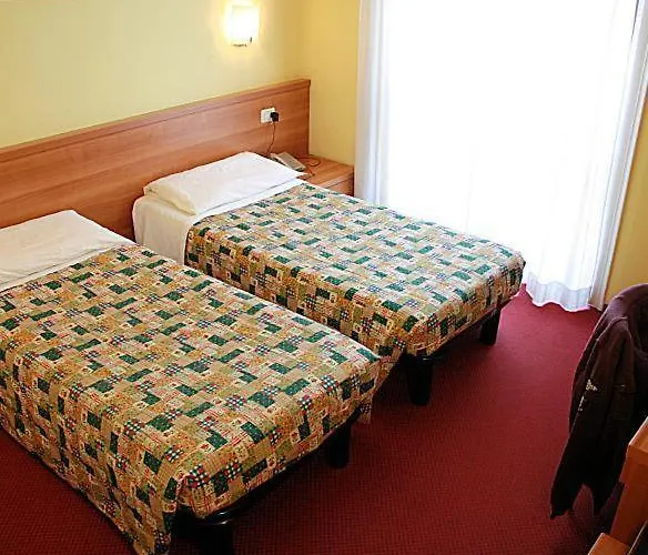 Hotel Royal Mediolan