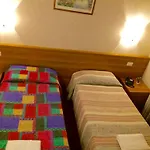 Royal 3* Milánó