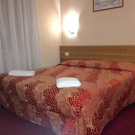 Ξενοδοχείο Royal 3*